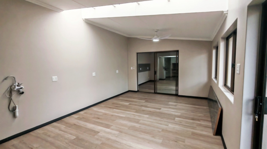 3 Bedroom Property for Sale in Twee Kuilen Western Cape